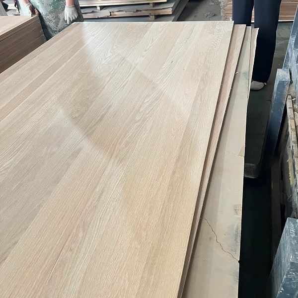 18mm Red Oak Wood Planks Of Kitchen Cabinet factory